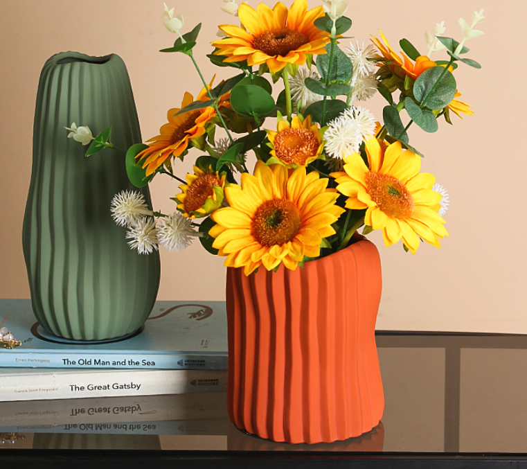 Vases Decorate Living Room Flower Arrangement